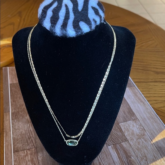 Kendra Scott Gold Chain Necklace with Iridescent Pendant - Picture 5 of 6